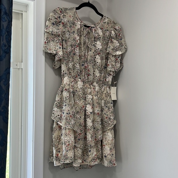 Tularosa Blanche Dress in Cream Jasmine floral - Picture 2 of 9